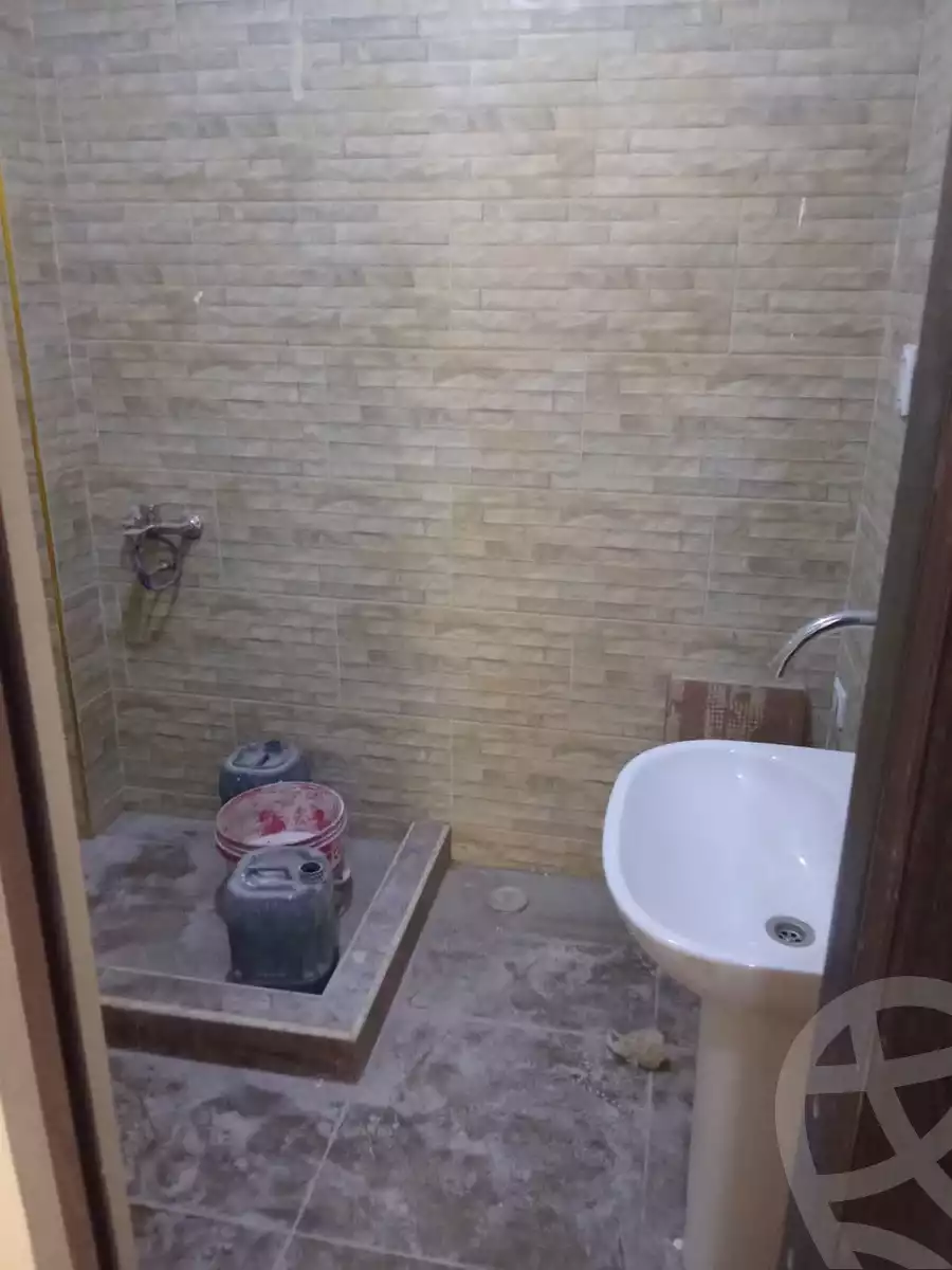 https://aqarmap.com.eg/en/listing/5979842-for-sale-cairo-helwan-hadayek-helwan-el-eshrein-st