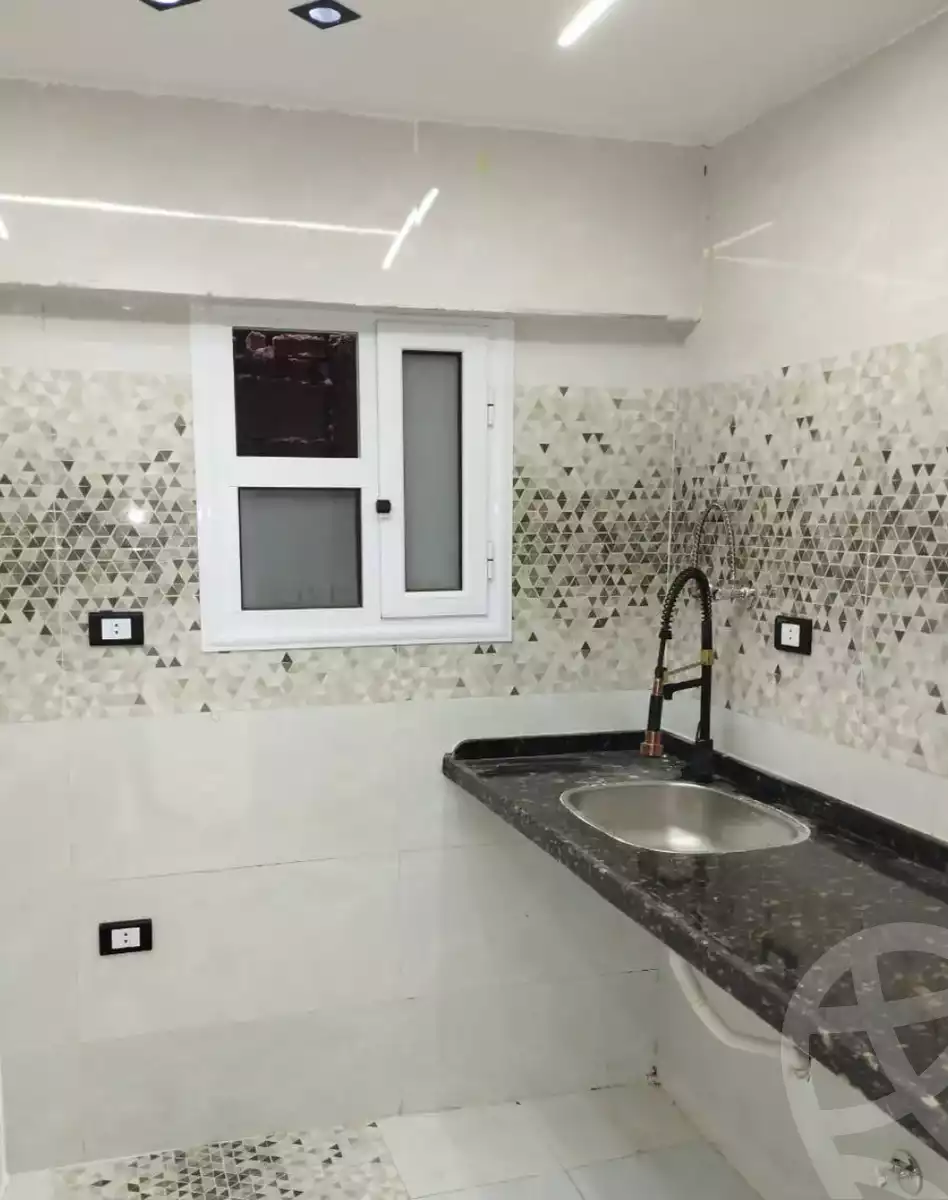 https://aqarmap.com.eg/ar/listing/5980021-for-sale-alexandria-l-jmy-el-hanouvel-kasr-al-quiri-st-1
