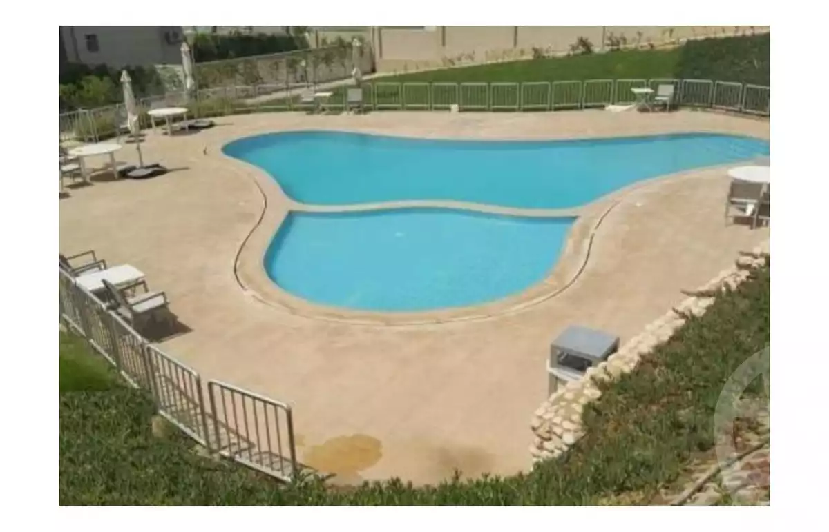https://aqarmap.com.eg/en/listing/5980448-for-sale-cairo-el-sheikh-zayed-city-compounds-dh-drys