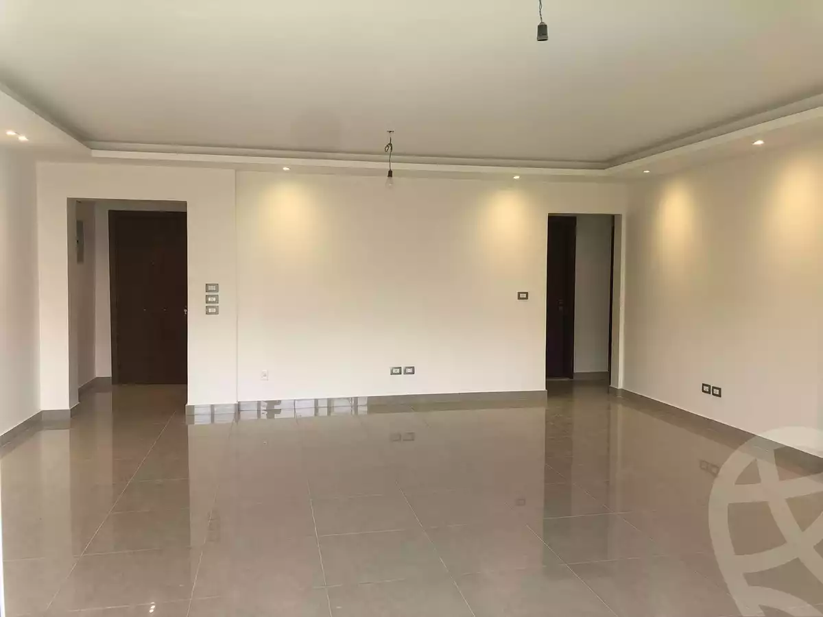 https://aqarmap.com.eg/ar/listing/5980697-for-rent-cairo-new-cairo-compounds-the-square
