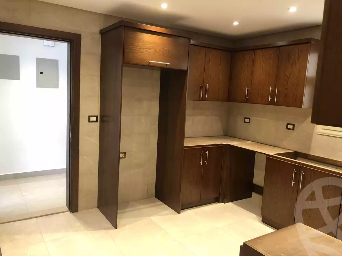 https://aqarmap.com.eg/ar/listing/5980697-for-rent-cairo-new-cairo-compounds-the-square