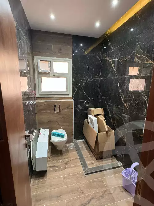 https://aqarmap.com.eg/en/listing/5982024-for-sale-cairo-new-cairo-sharq-el-akadamiya-mohammad-othman-st