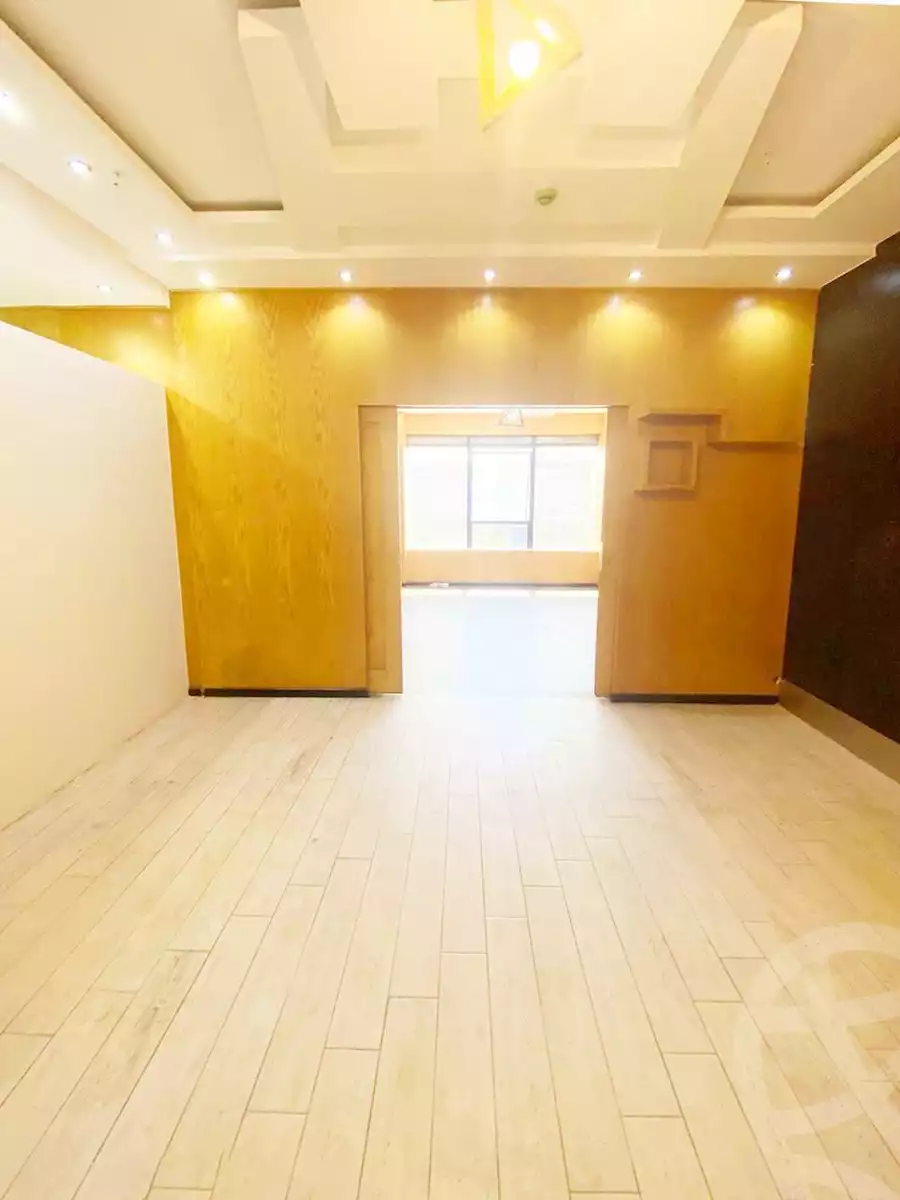 https://aqarmap.com.eg/ar/listing/5982128-for-rent-cairo-new-cairo-90th-street-south-teseen-st