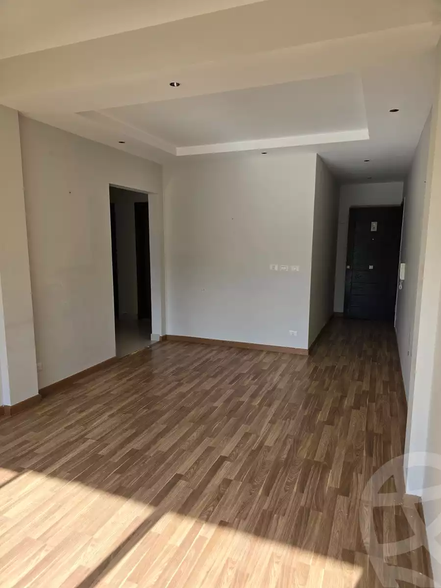 https://aqarmap.com.eg/en/listing/5983802-for-rent-cairo-el-sheikh-zayed-city-compounds-dh-drys