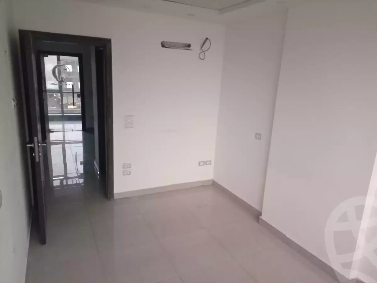 https://aqarmap.com.eg/en/listing/5983787-for-rent-cairo-el-shorouk-compounds-twn-sntr-mwl-lwtny-l-qry