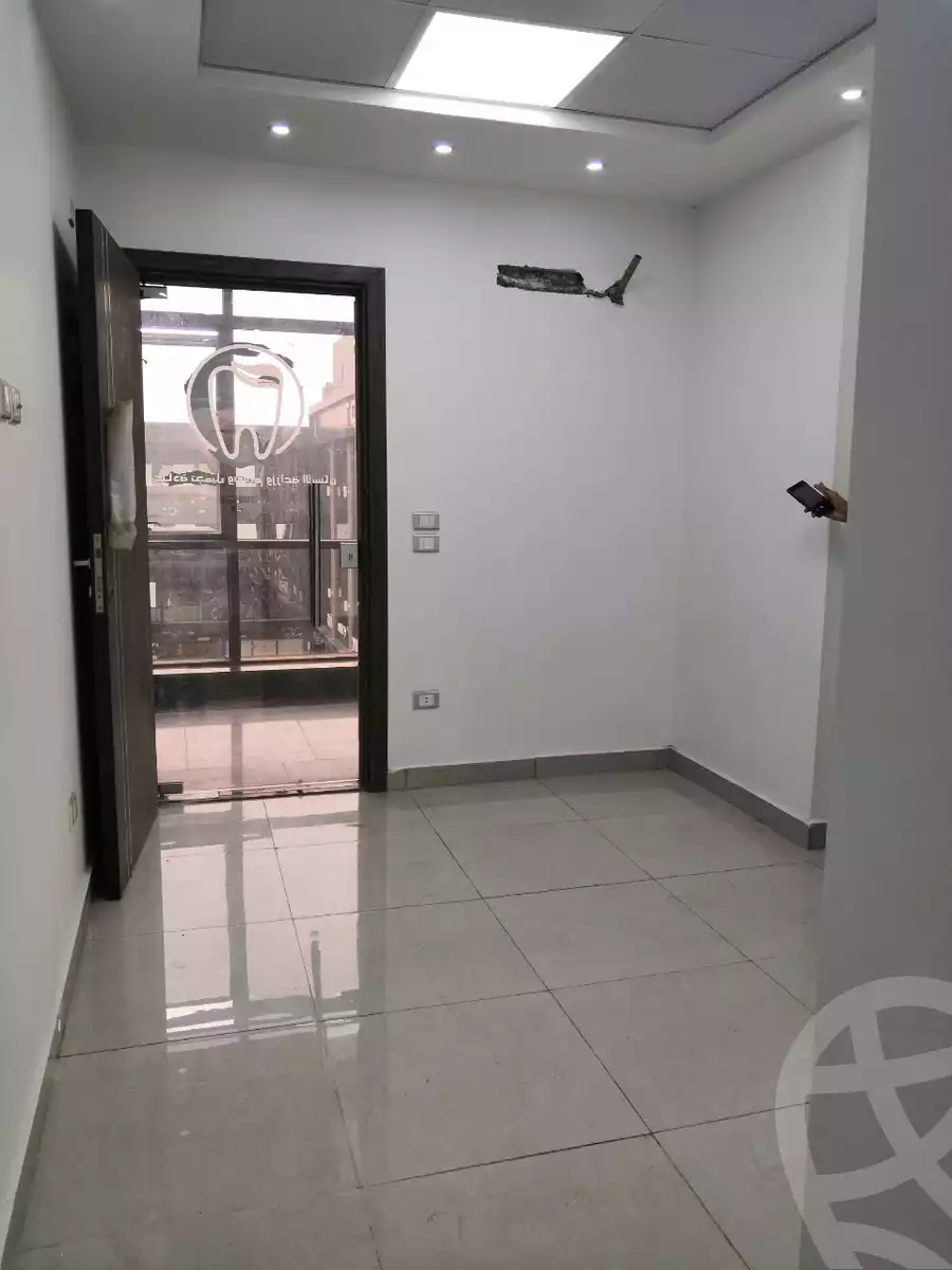 https://aqarmap.com.eg/en/listing/5983787-for-rent-cairo-el-shorouk-compounds-twn-sntr-mwl-lwtny-l-qry