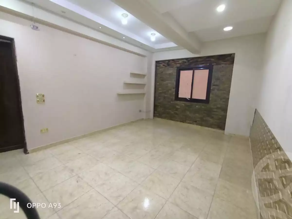 https://aqarmap.com.eg/ar/listing/5984876-for-rent-cairo-new-cairo-first-settlement-mhwr-mstfy-kml
