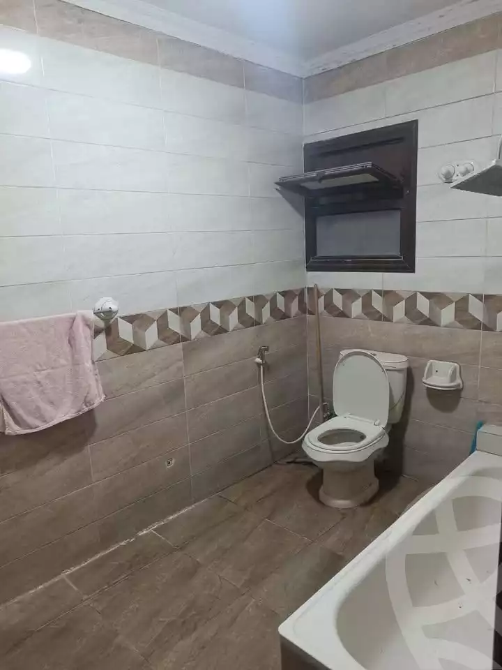 https://aqarmap.com.eg/en/listing/5984902-for-sale-cairo-mokattam-lhdb-l-ly-hay-el-ashgar