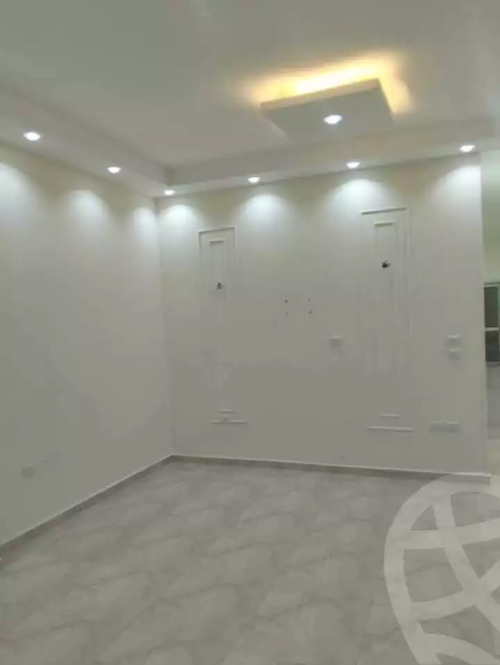 https://aqarmap.com.eg/ar/listing/5985066-for-rent-cairo-mokattam-lhdb-l-ly-el-naforah-square