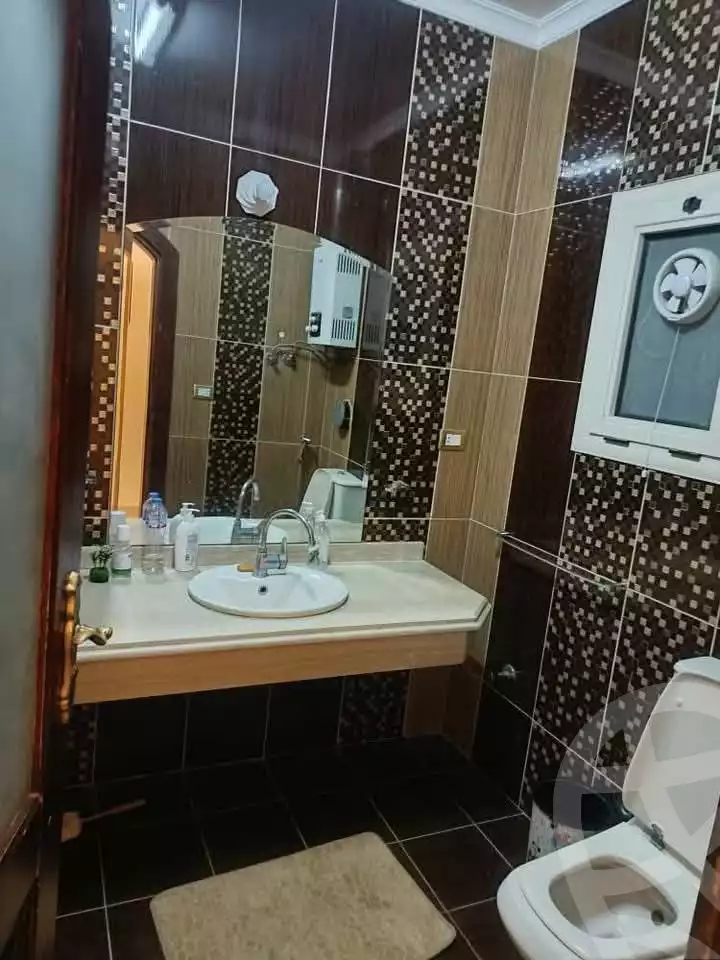 https://aqarmap.com.eg/en/listing/5985091-for-rent-cairo-mokattam-lhdb-l-ly