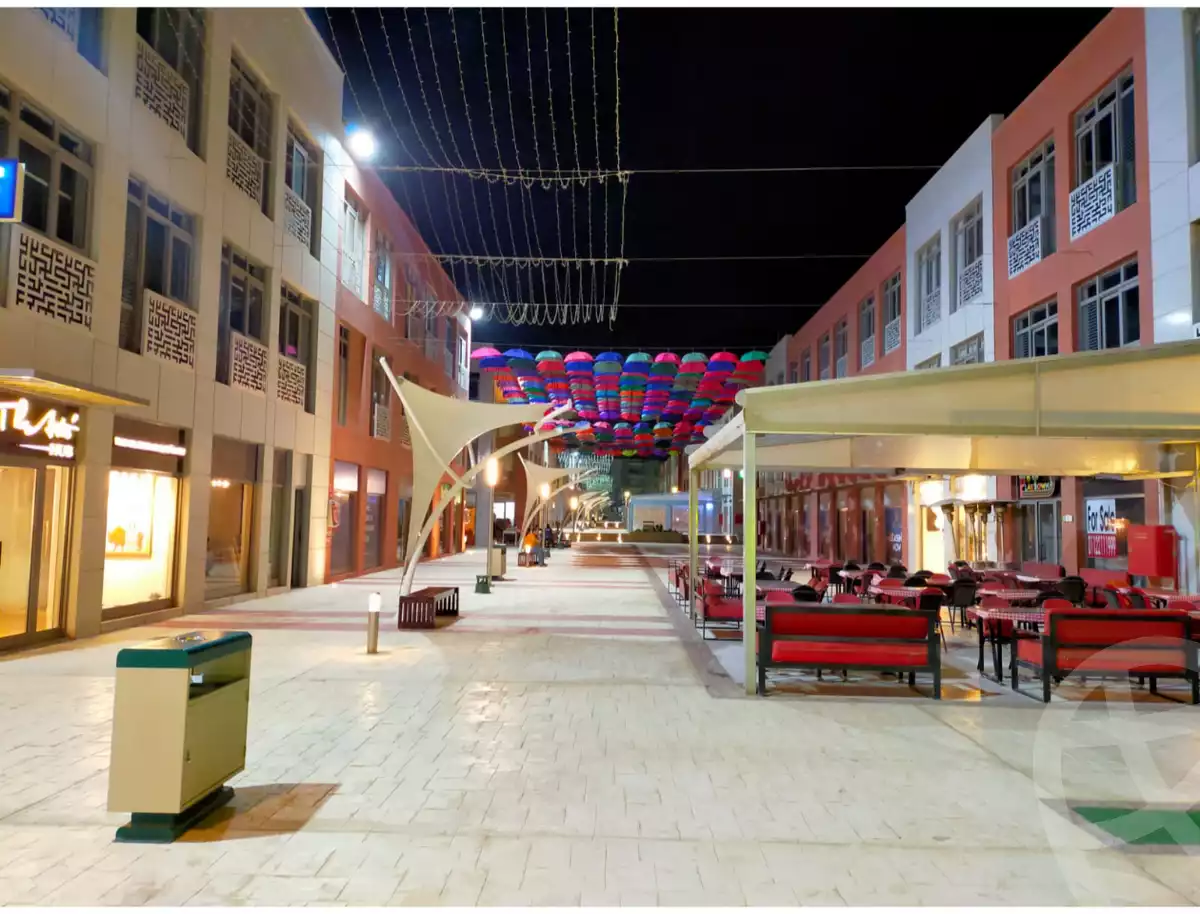 https://aqarmap.com.eg/ar/listing/5985887-for-sale-cairo-el-sheikh-zayed-city-compounds-the-courtyard-mall-dorra