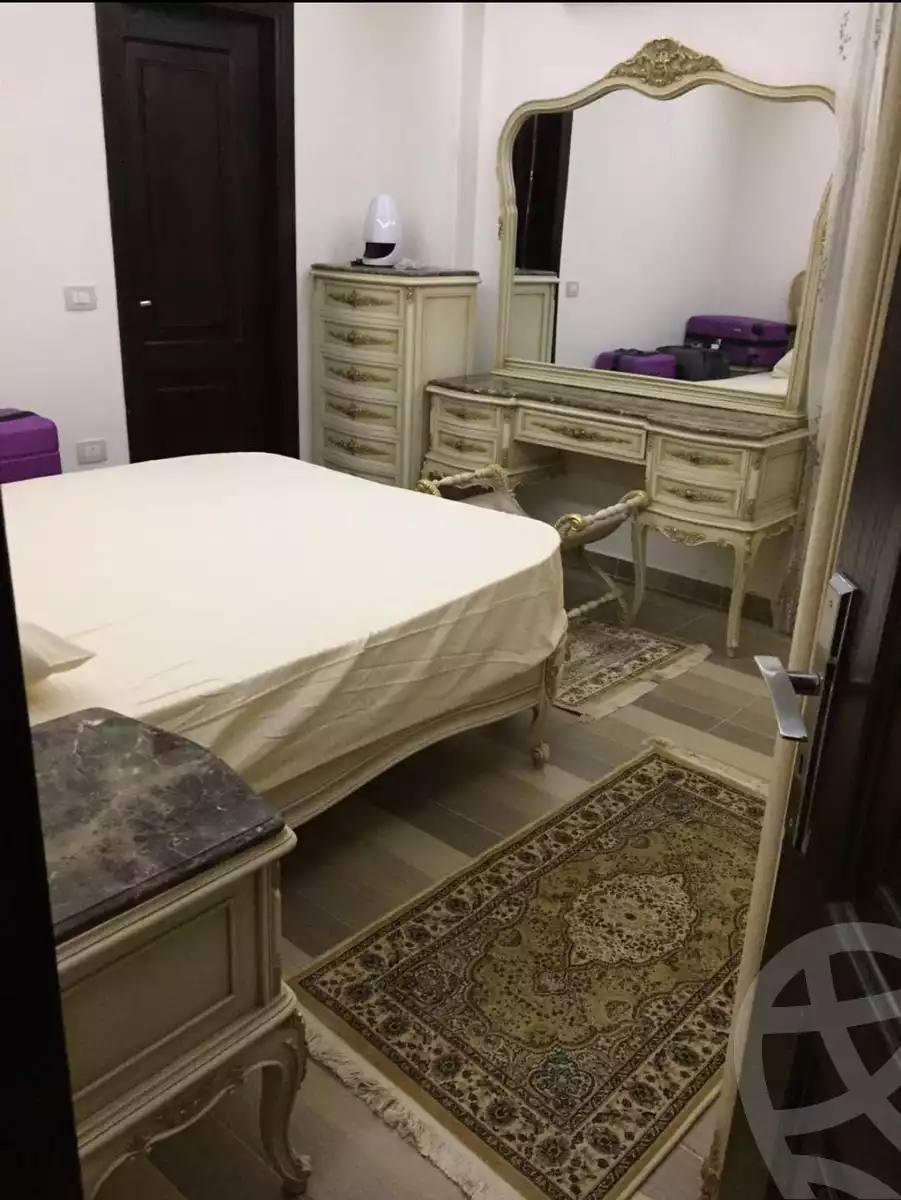 https://aqarmap.com.eg/en/listing/5986195-for-sale-cairo-mokattam-el-hadabah-el-wosta-el-mantaqa-el-khamsa