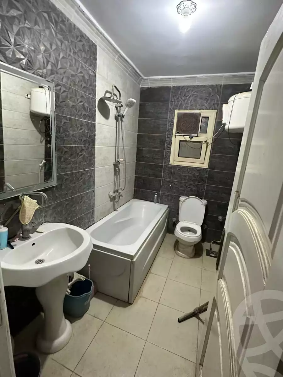 https://aqarmap.com.eg/ar/listing/5986710-for-sale-cairo-mokattam-el-hadabah-el-wosta-el-mantaqa-el-khamsa-street-33