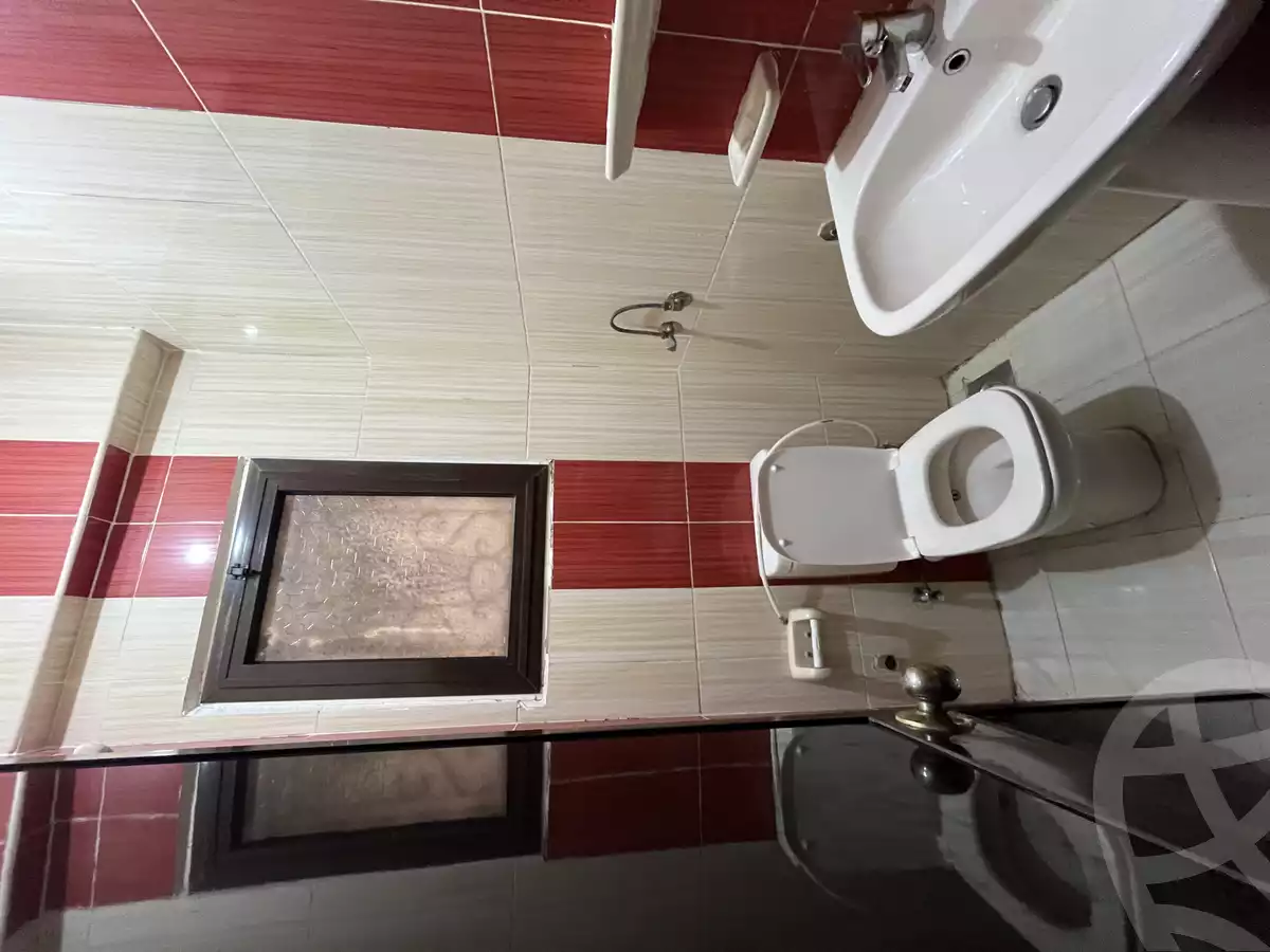 https://aqarmap.com.eg/ar/listing/5987387-for-rent-cairo-15th-of-may-mjwr-5-shr-mkrm-byd