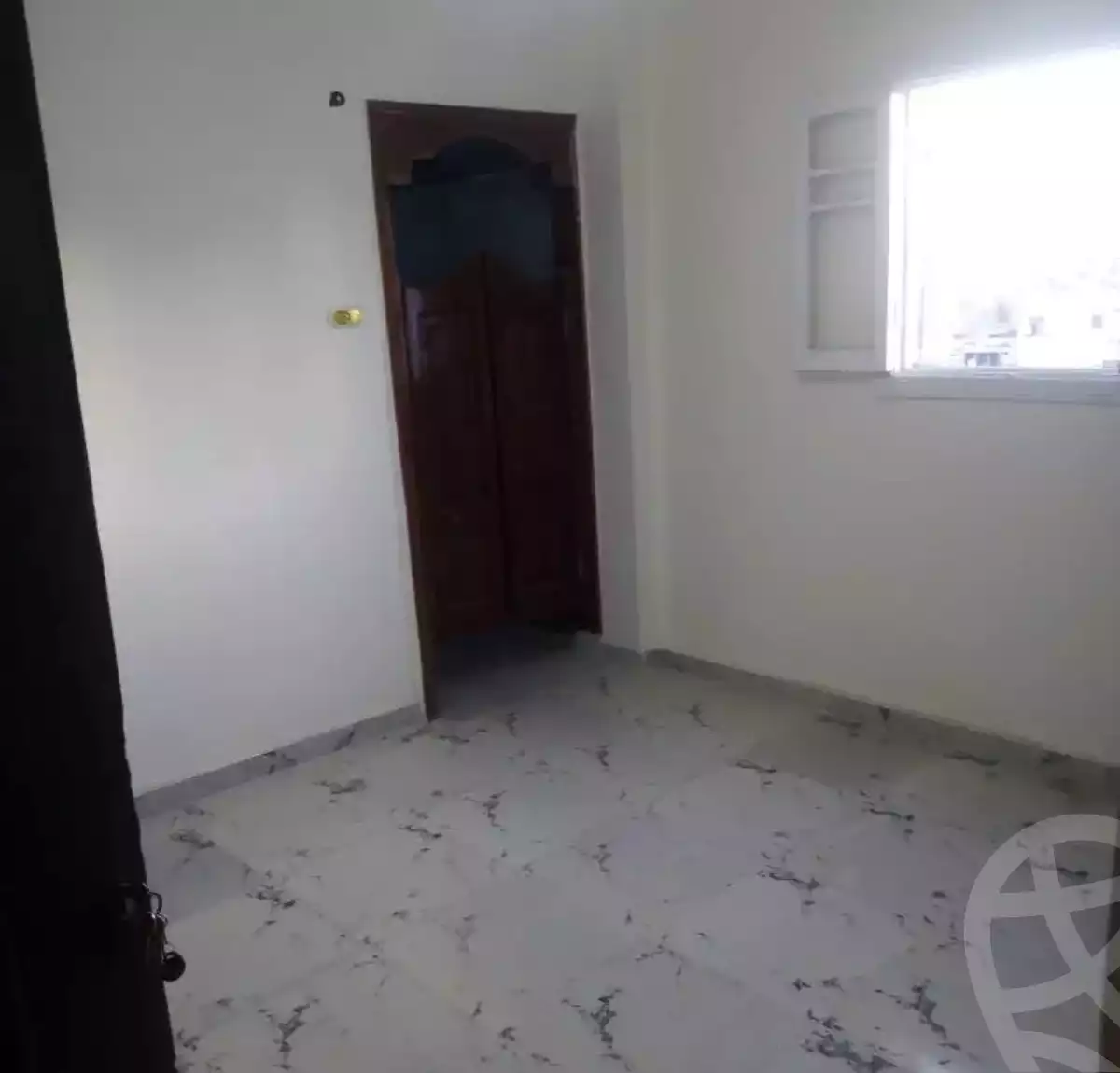 https://aqarmap.com.eg/en/listing/5988115-for-sale-alexandria-krmwz