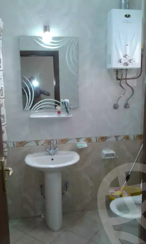 https://aqarmap.com.eg/en/listing/5989205-for-sale-cairo-new-cairo-el-ahyaa-first-neighborhood-street-1