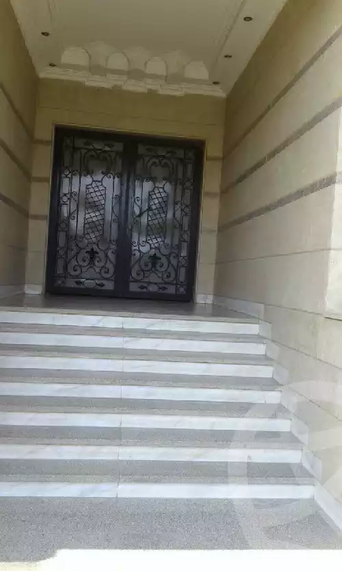 https://aqarmap.com.eg/en/listing/5989205-for-sale-cairo-new-cairo-el-ahyaa-first-neighborhood-street-1