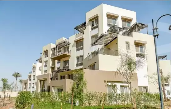 https://aqarmap.com.eg/ar/listing/5989575-for-rent-cairo-mokattam-compounds-uptown-cairo