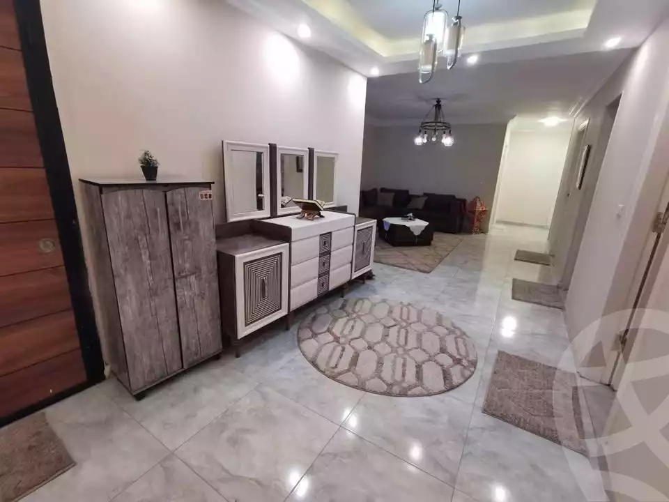 https://aqarmap.com.eg/en/listing/5989689-for-rent-cairo-mokattam-el-hadabah-el-wosta-rd-lmbhth