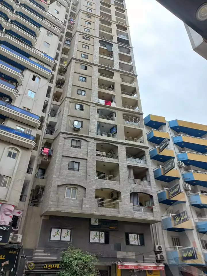https://aqarmap.com.eg/ar/listing/5990939-for-sale-alexandria-el-asafra-l-sfr-bhry-atlas-st