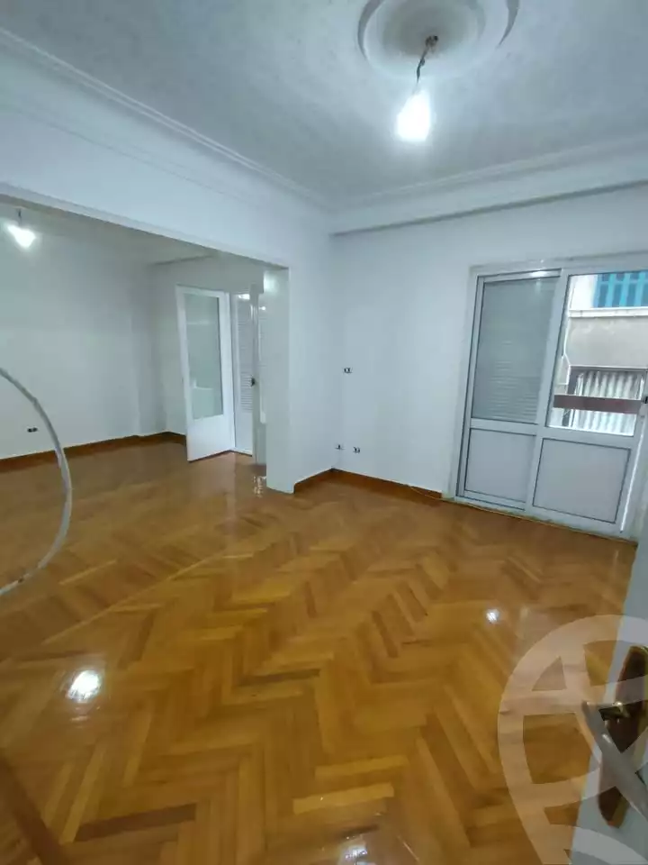 https://aqarmap.com.eg/ar/listing/5993342-for-sale-alexandria-bolekly-abou-quer-st
