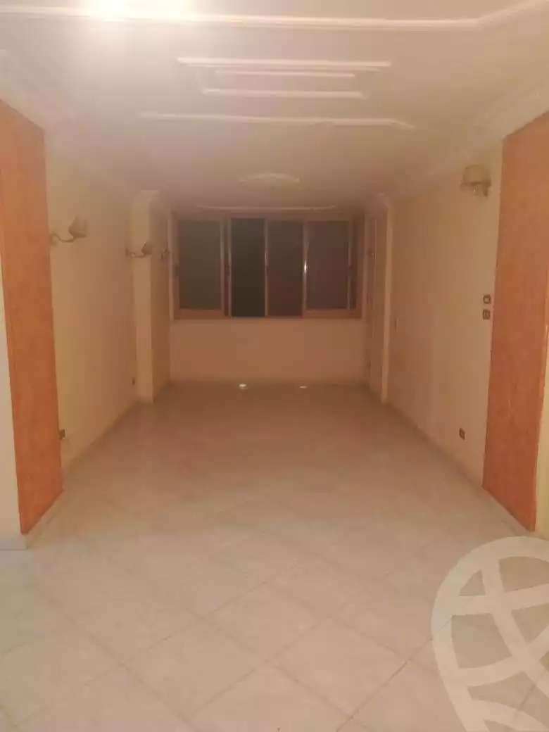 https://aqarmap.com.eg/ar/listing/5993463-for-rent-cairo-mokattam-lhdb-l-ly-shareaa-9
