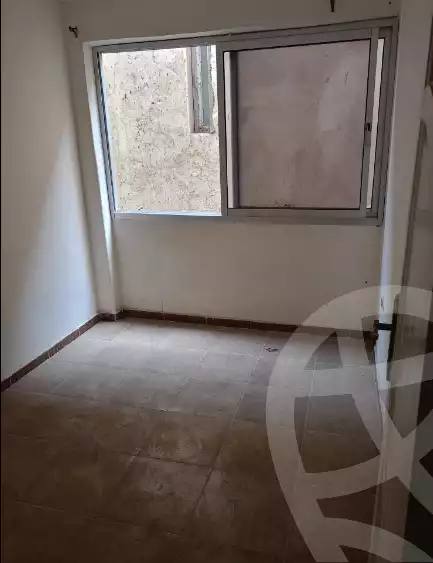 https://aqarmap.com.eg/ar/listing/5993642-for-sale-alexandria-l-jmy-lbytsh-el-zohour-st