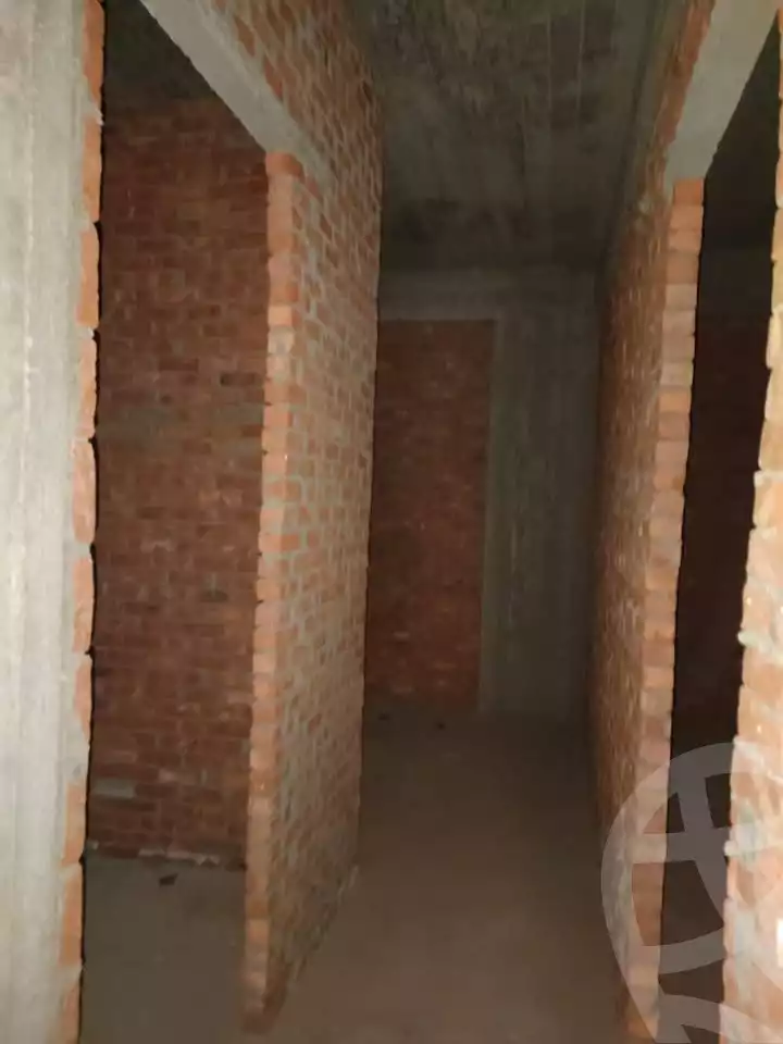 https://aqarmap.com.eg/ar/listing/5994153-for-sale-qalyubia-shubra-el-khaima-om-bayoumi