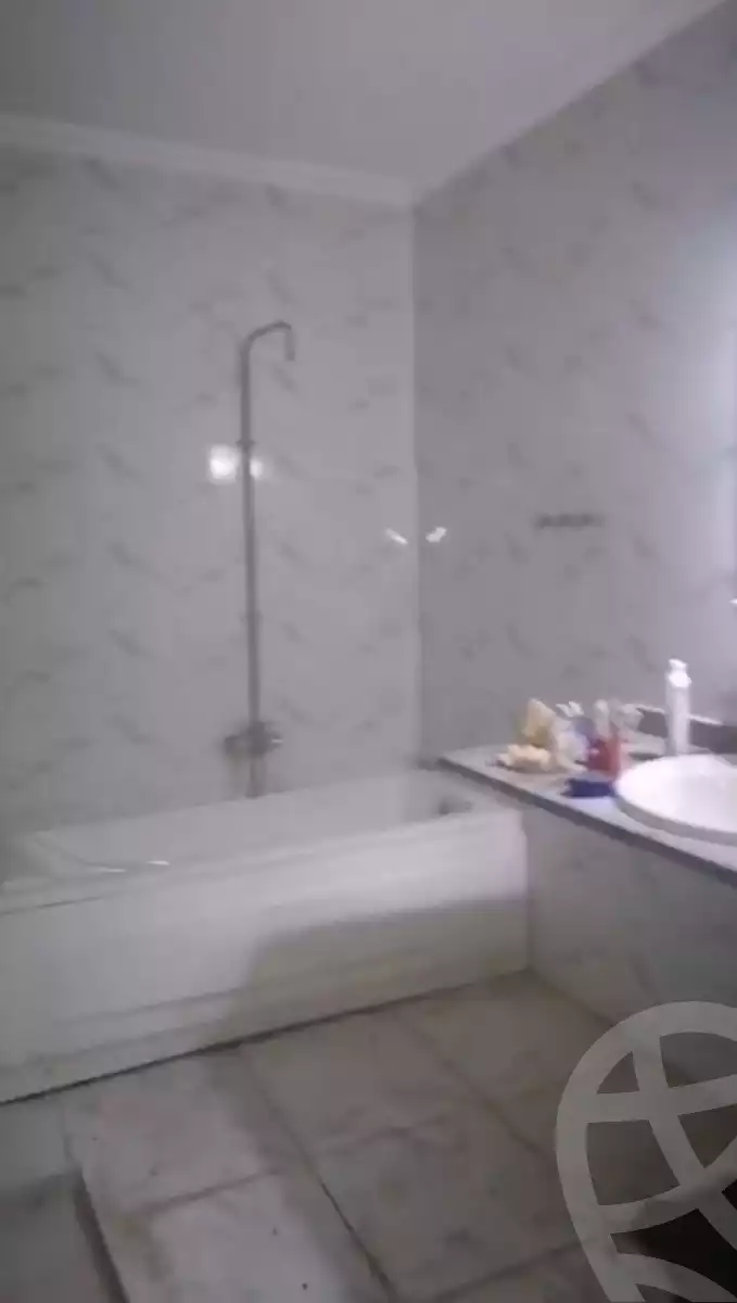 https://aqarmap.com.eg/en/listing/5994214-for-rent-cairo-downtown-ramsis