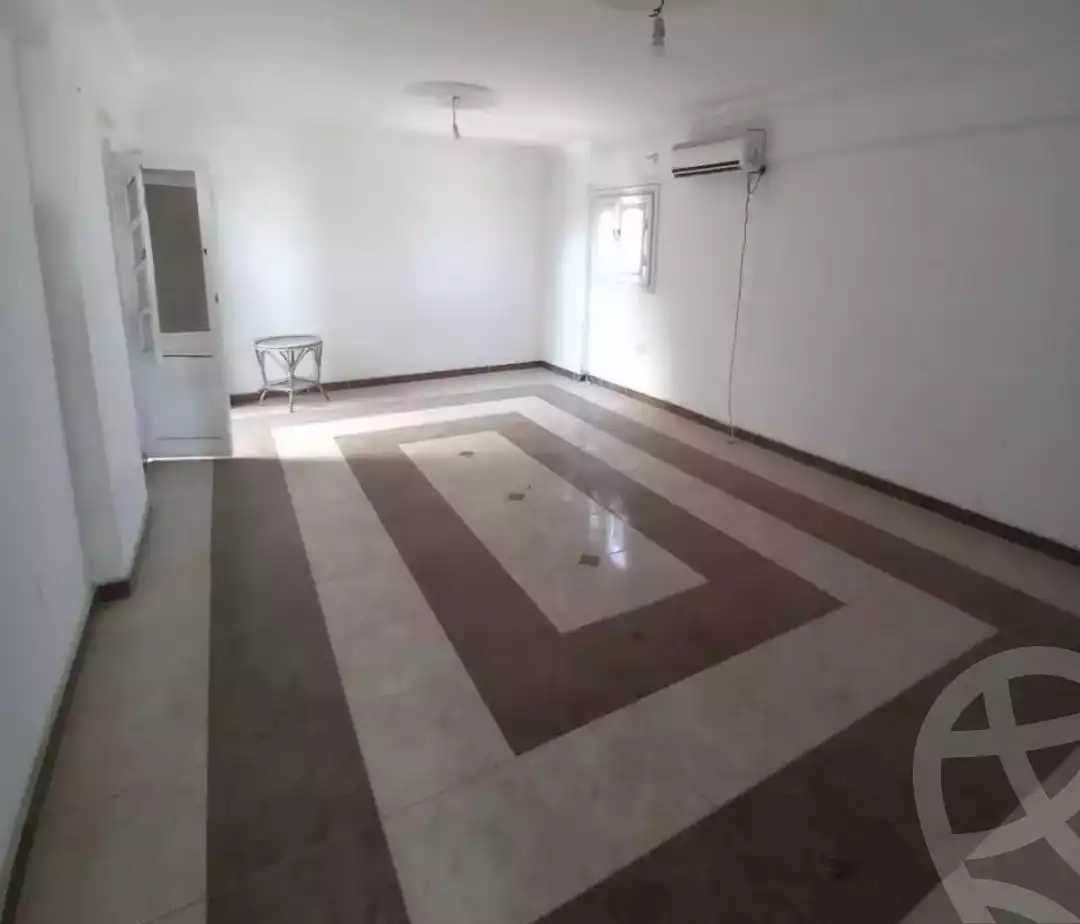 https://aqarmap.com.eg/ar/listing/5994882-for-sale-alexandria-l-jmy-lbytsh-el-zohour-st
