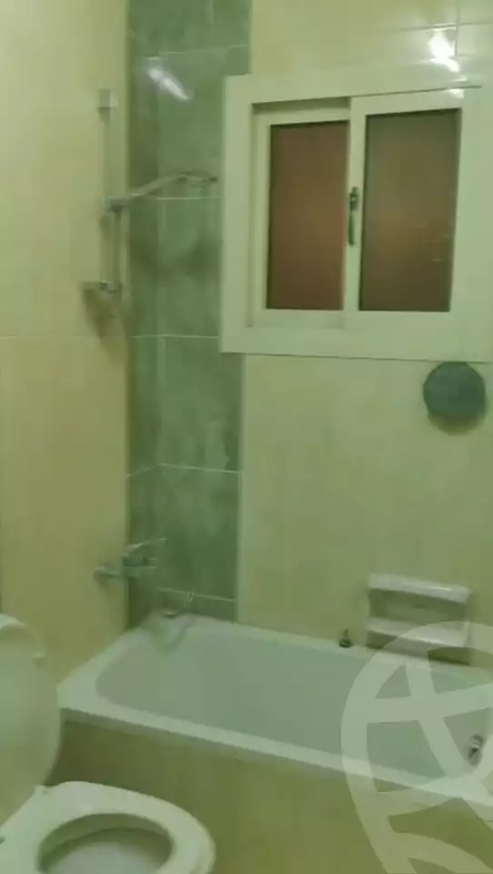 https://aqarmap.com.eg/ar/listing/5995742-for-rent-cairo-mokattam-lhdb-l-ly-manteqt-ganob-s