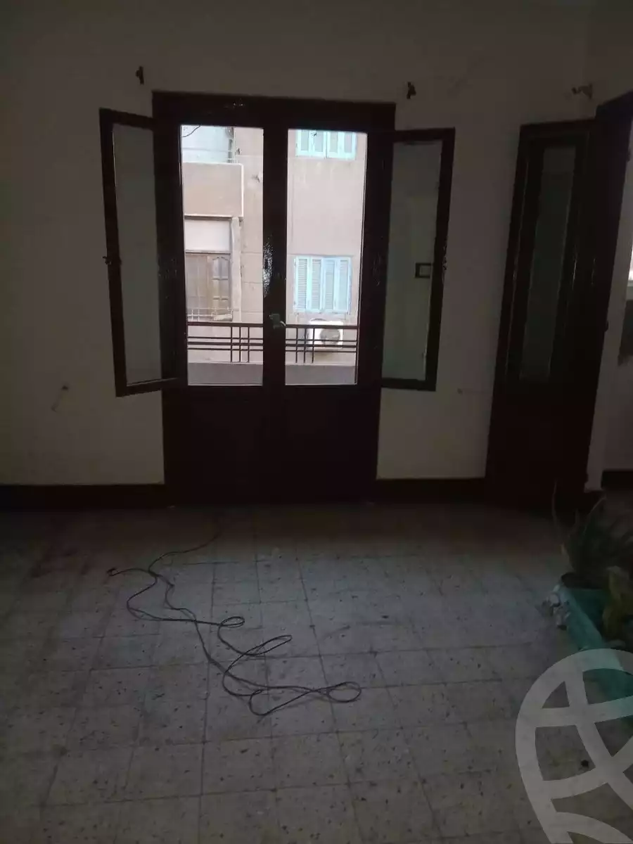 https://aqarmap.com.eg/ar/listing/5996030-for-rent-cairo-helwan-helwan-el-sharkeya-abd-el-rahman-pasha-st