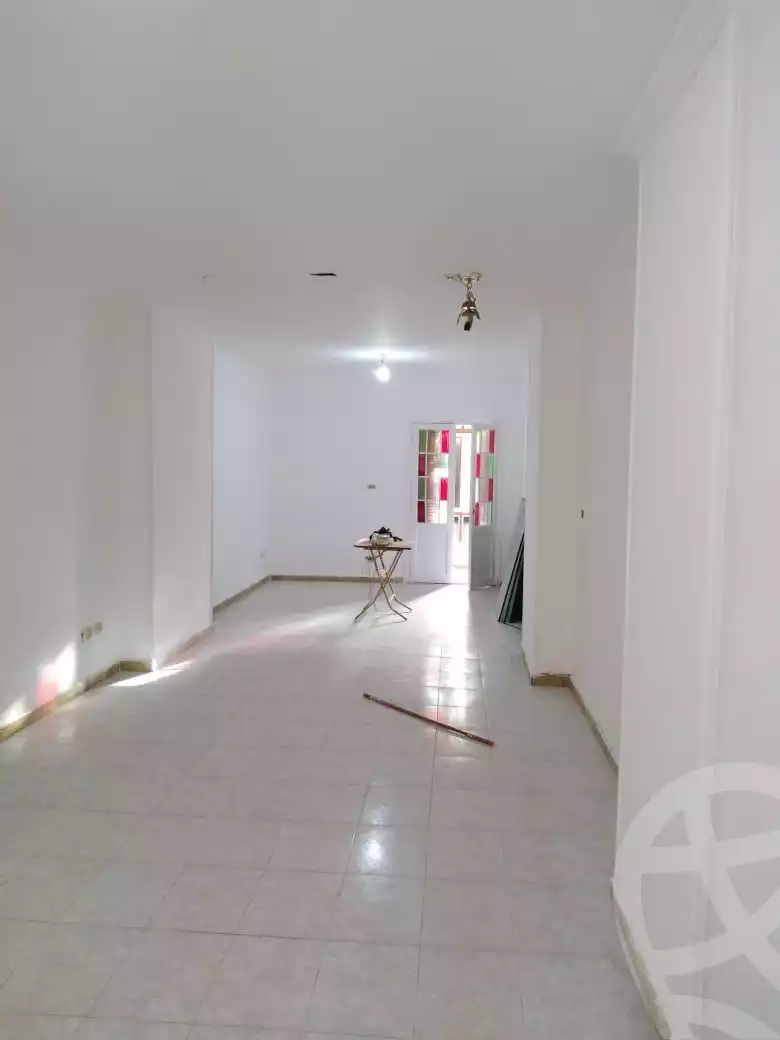 https://aqarmap.com.eg/en/listing/5996042-for-sale-alexandria-zezenia-riad-st