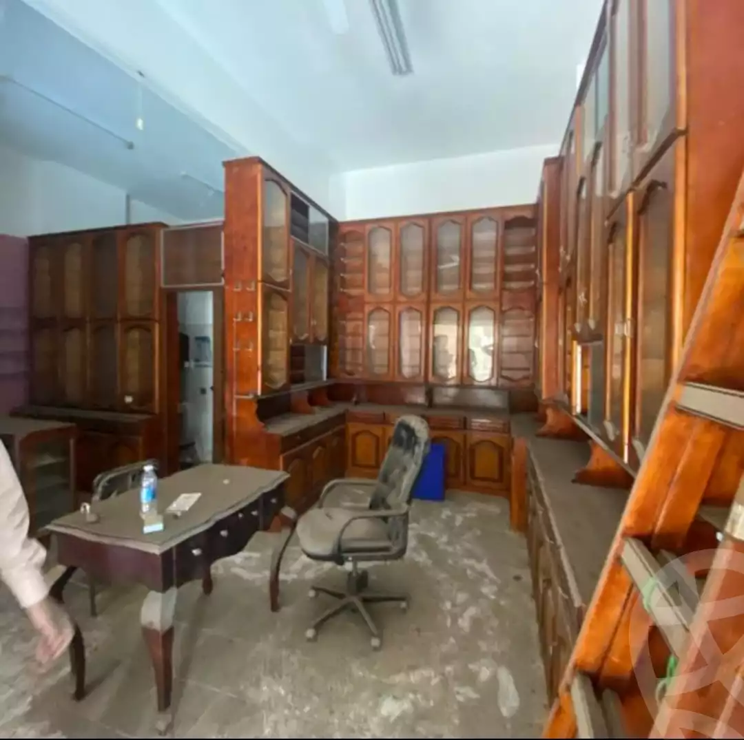 https://aqarmap.com.eg/en/listing/5996531-for-sale-alexandria-moharram-bey-othman-ibn-effan-st