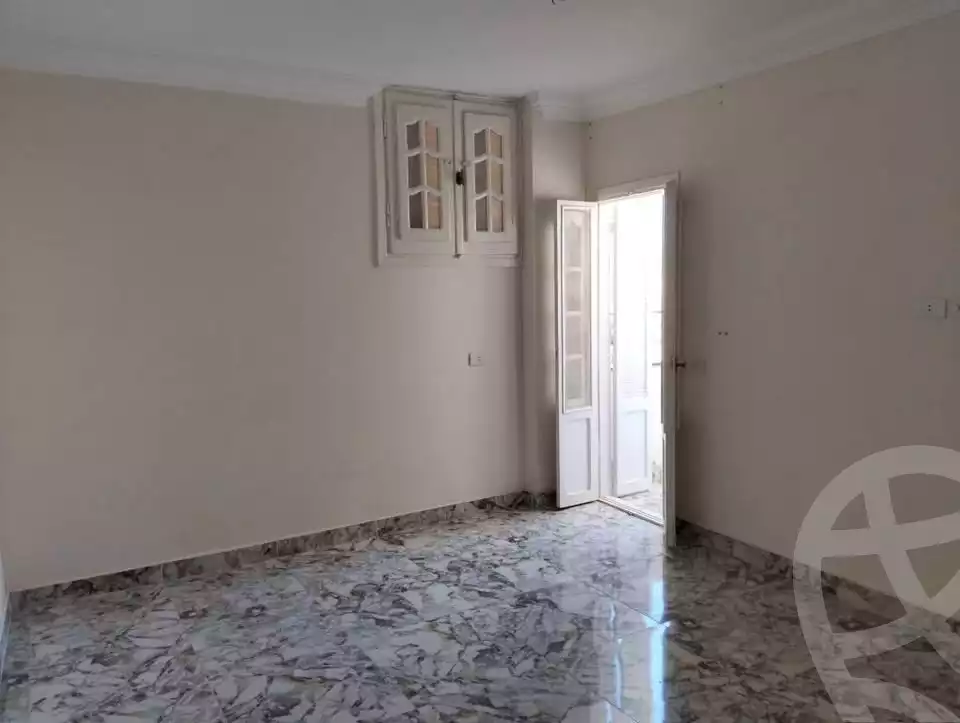 https://aqarmap.com.eg/ar/listing/5997350-for-rent-alexandria-l-jmy-el-kilo-21