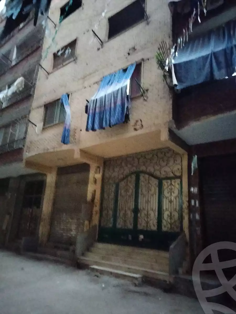 https://aqarmap.com.eg/en/listing/5999966-for-sale-qalyubia-shubra-el-khaima-el-shareaa-el-gadid-st