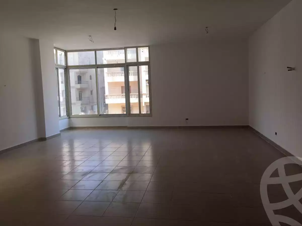 https://aqarmap.com.eg/en/listing/6000488-for-rent-cairo-new-cairo-el-narges-el-narges-omarat-abdul-rahman-al-rafie-st