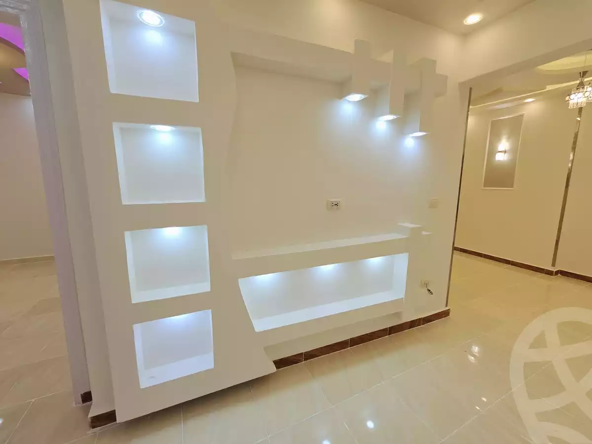 https://aqarmap.com.eg/en/listing/6002970-for-sale-alexandria-l-jmy-shataa-el-nakheel-street-47