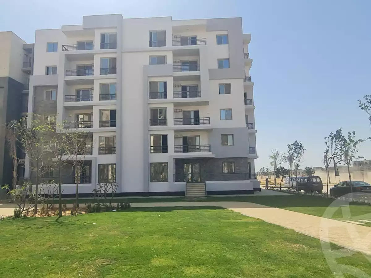 https://aqarmap.com.eg/en/listing/6058708-for-sale-cairo-el-sheikh-zayed-city-lshykh-zyd-ljdyd-west-view-residence-hdp