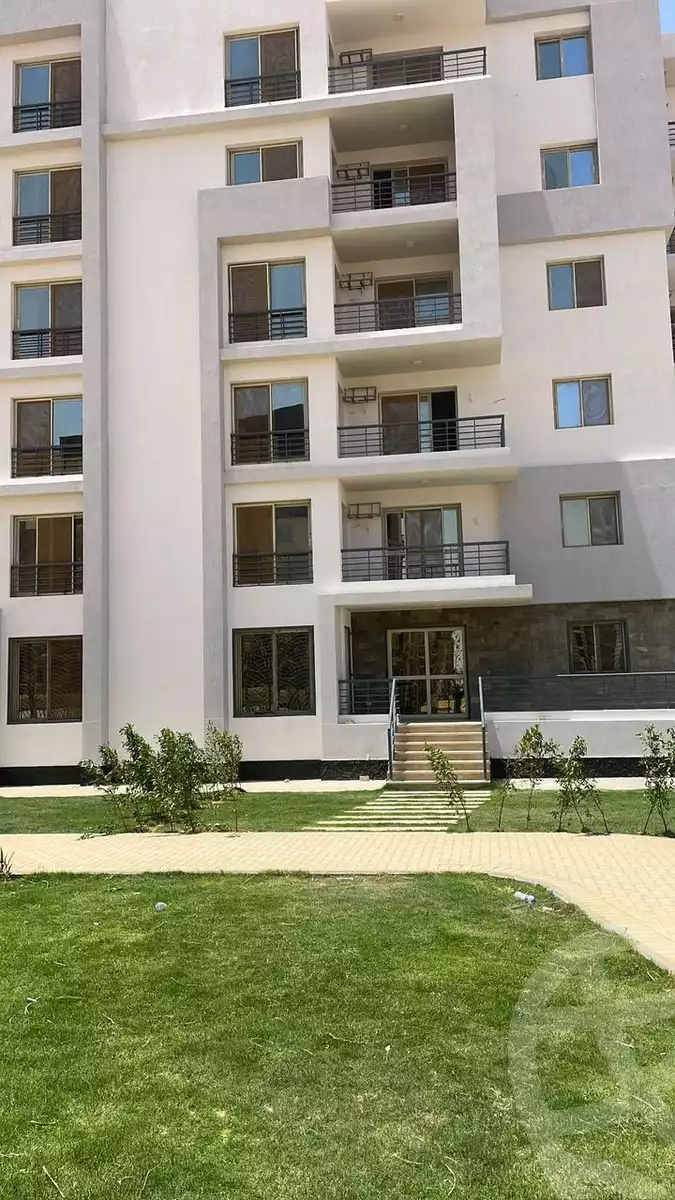 https://aqarmap.com.eg/en/listing/6058708-for-sale-cairo-el-sheikh-zayed-city-lshykh-zyd-ljdyd-west-view-residence-hdp