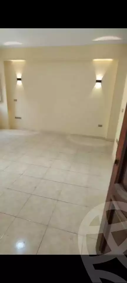 https://aqarmap.com.eg/en/listing/6003641-for-rent-cairo-mokattam-el-hadabah-el-wosta-8th-zone