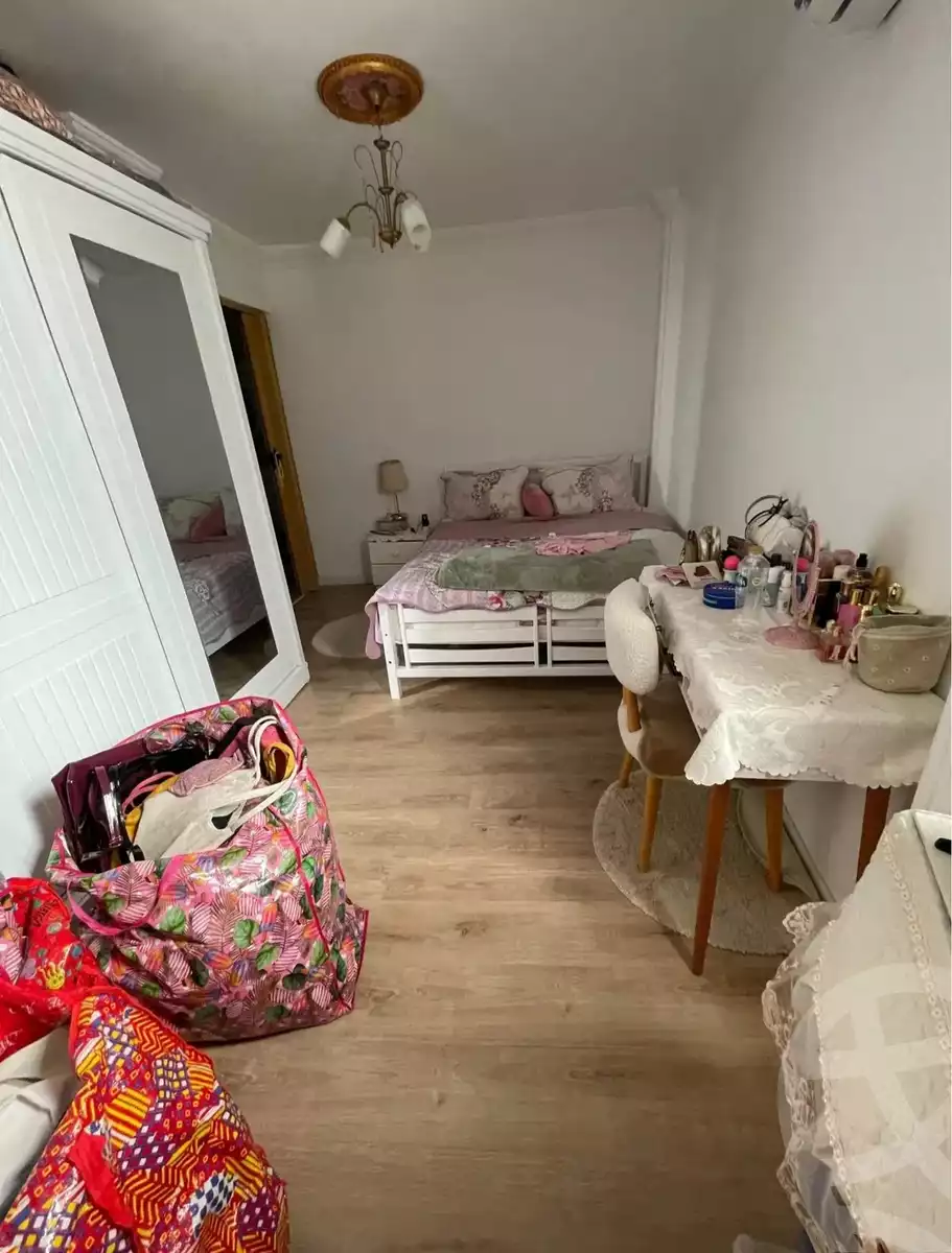 https://aqarmap.com.eg/en/listing/6005740-for-sale-alexandria-el-chatby