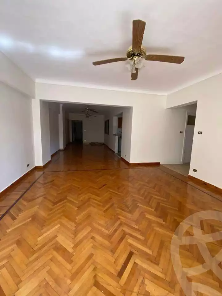https://aqarmap.com.eg/ar/listing/6005973-for-sale-alexandria-zezenia-el-amir-gameel-st