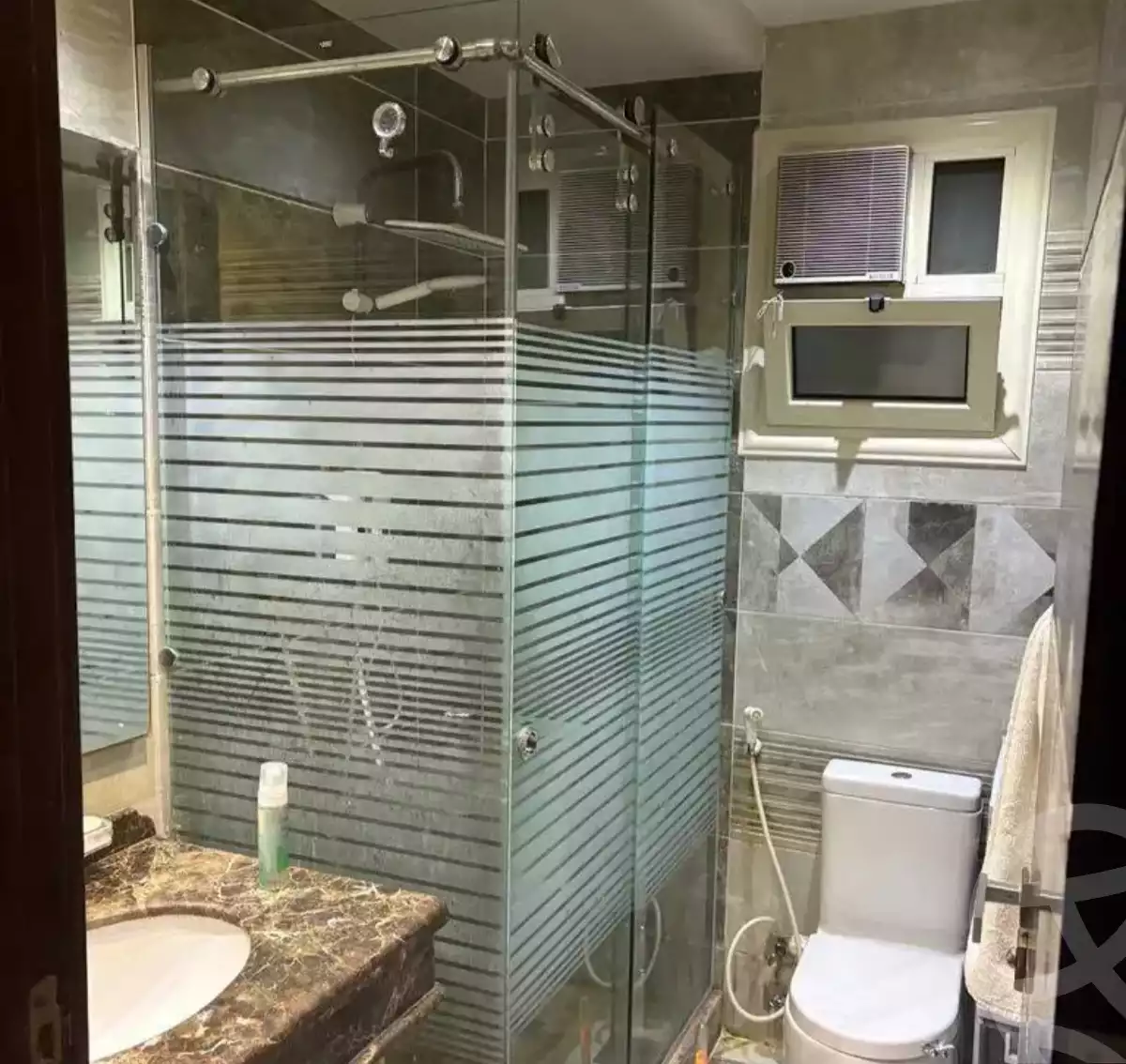 https://aqarmap.com.eg/en/listing/6006274-for-sale-alexandria-sydy-bshr-sydy-bshr-bhry-street-17