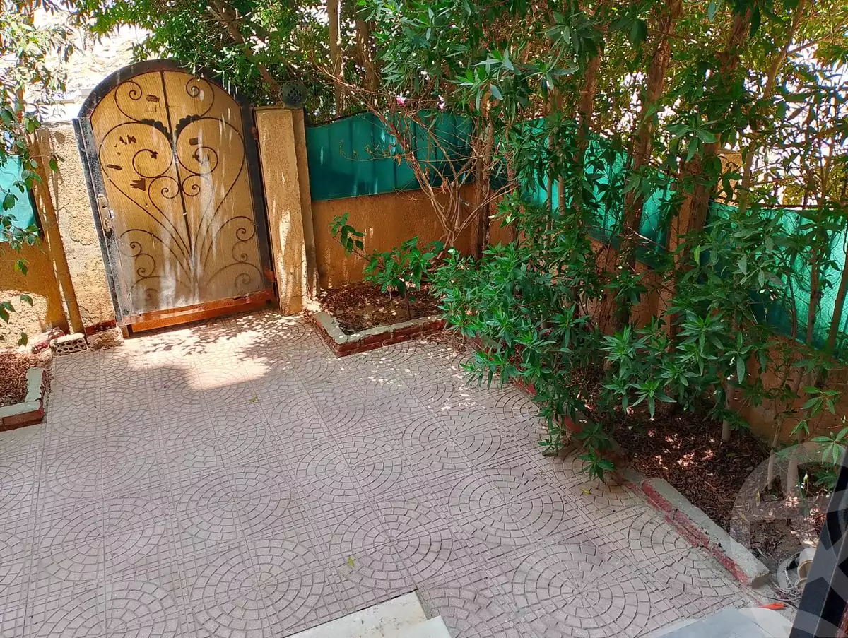 https://aqarmap.com.eg/en/listing/6006753-for-sale-cairo-mokattam-el-hadabah-el-wosta-el-mantaqa-el-khamsa-street-33