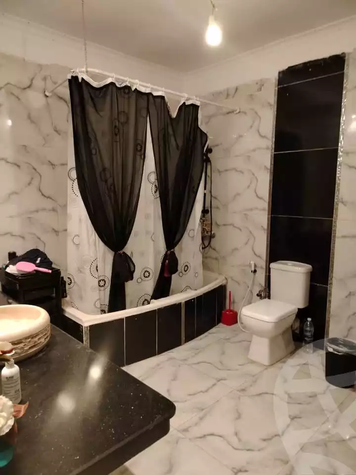 https://aqarmap.com.eg/en/listing/6006923-for-rent-cairo-mokattam-lhdb-l-ly