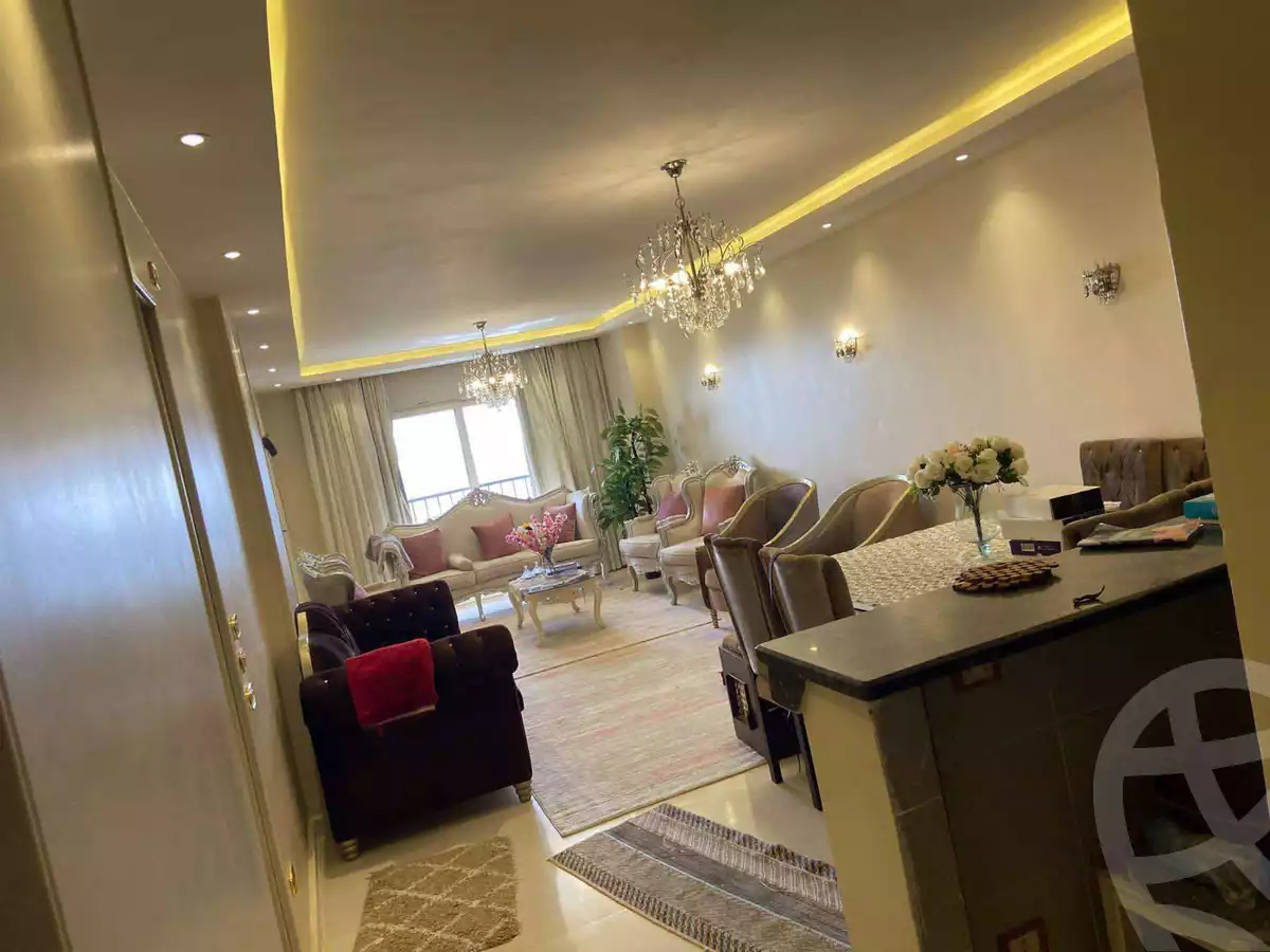 https://aqarmap.com.eg/en/listing/6006932-for-sale-cairo-helwan-hadayek-helwan-nile-corniche-st