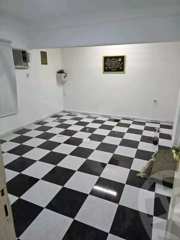 https://aqarmap.com.eg/en/listing/6007608-for-rent-cairo-mokattam-lhdb-l-ly-shareaa-9
