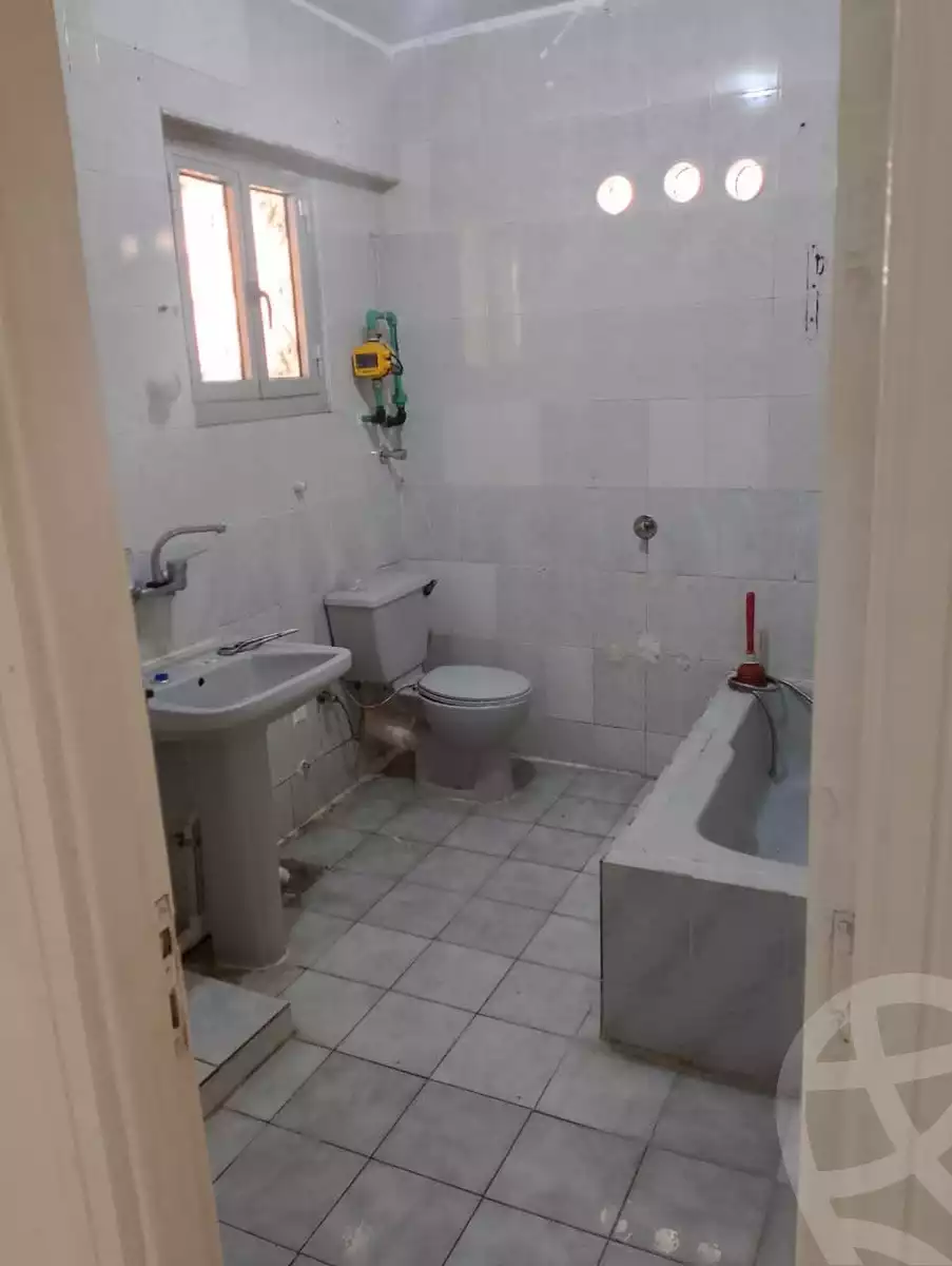 https://aqarmap.com.eg/en/listing/6007981-for-sale-alexandria-l-jmy-lbytsh-al-aeda-al-kadema-st