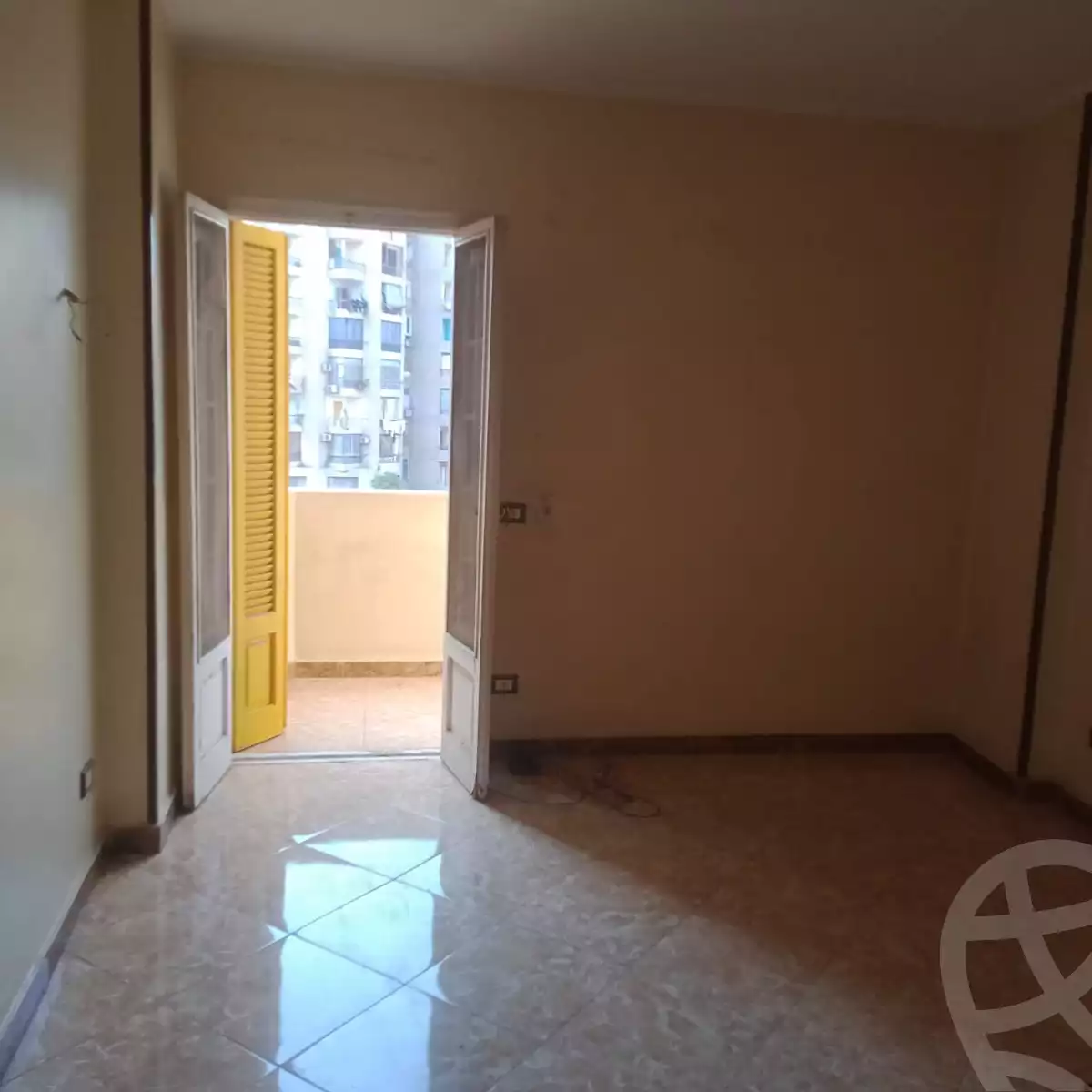 https://aqarmap.com.eg/en/listing/6008461-for-rent-cairo-ain-shams-6-october-st
